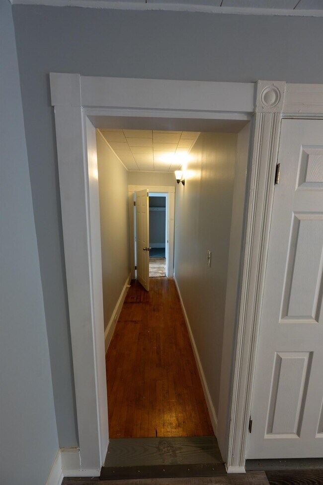 Building Photo - 125 Tarrytown Rd