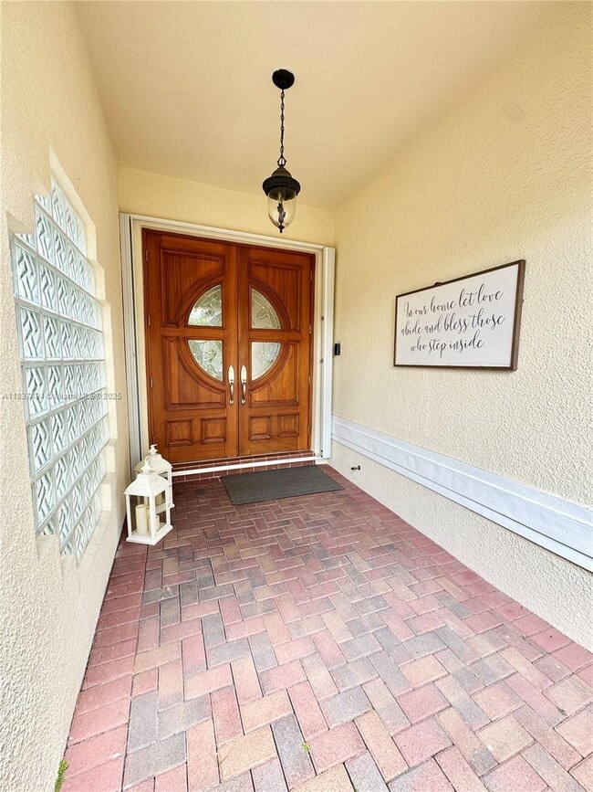 Building Photo - 5630 NW 104th Ct