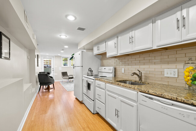 Kitchen - 1403 G St NE