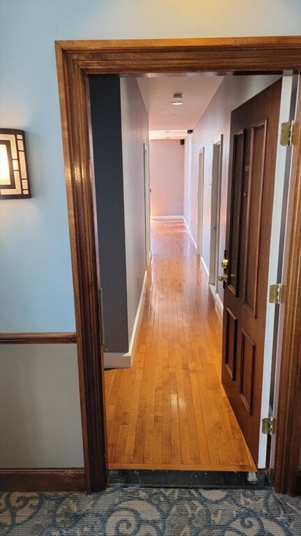 Building Photo - 6 Clarendon St