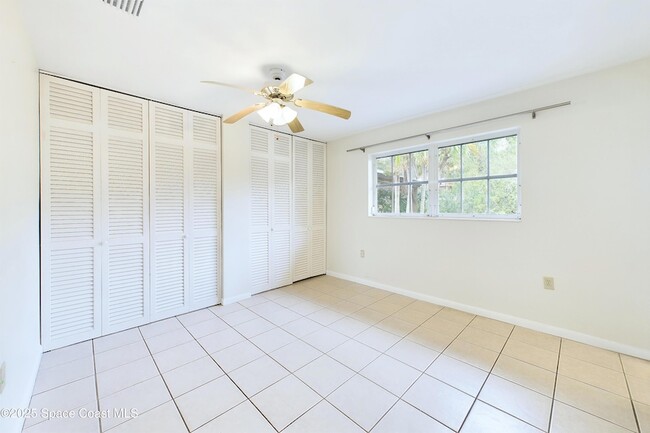 Building Photo - 1202 Yacht Club Blvd