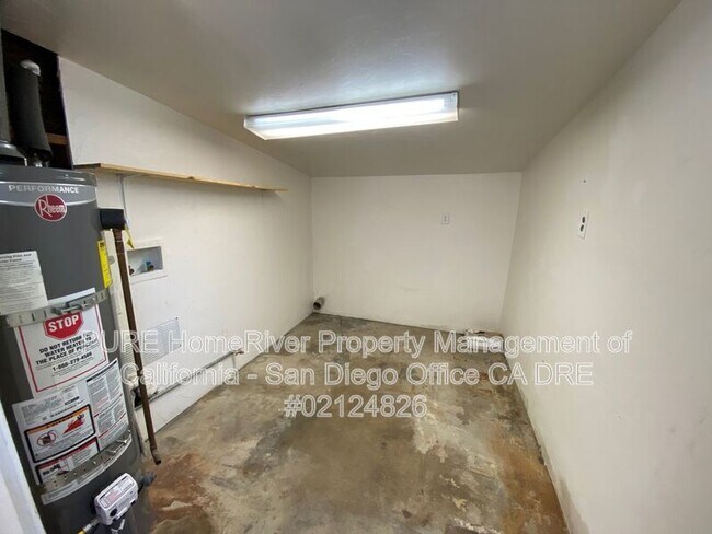 Building Photo - 1066 Cuyamaca Ave