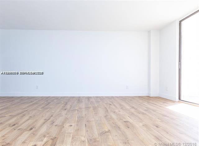 Building Photo - 13499 Biscayne Blvd