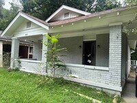 Building Photo - 1683 Walker Ave