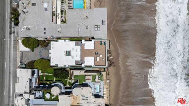 Building Photo - 22630 Pacific Coast Hwy