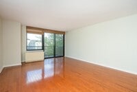 Building Photo - 700 Grove St