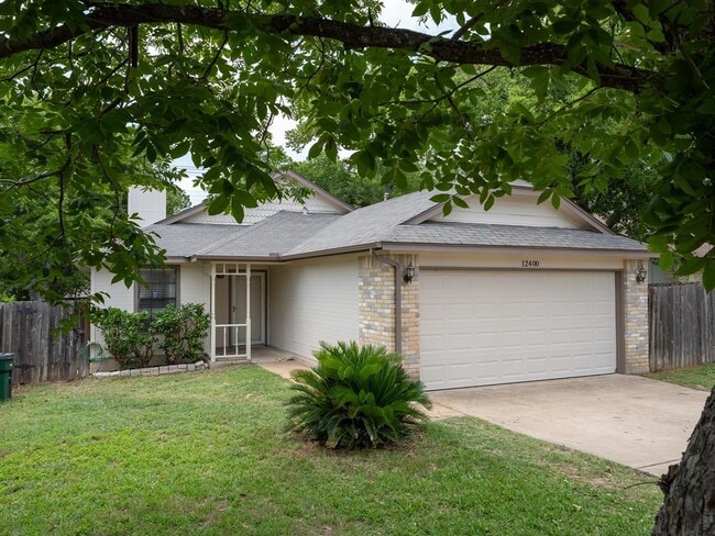 Building Photo - 12400 Tomanet Trail