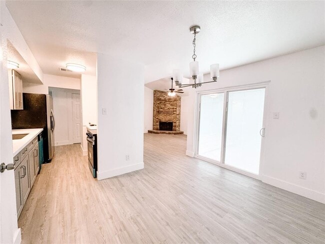 Primary Photo - 12524 Pebblestone St