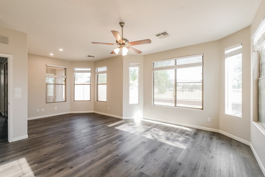 Building Photo - 3117 W St Kateri Dr