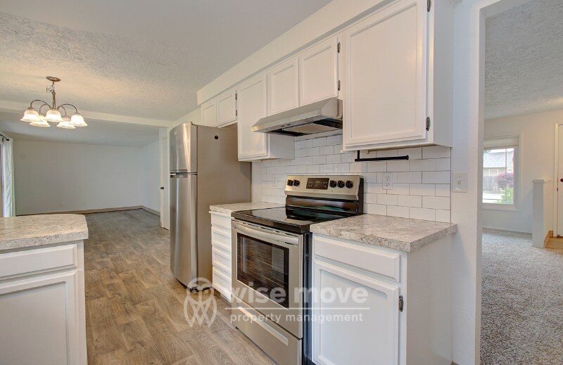 Building Photo - 10100 NW 23rd Ave