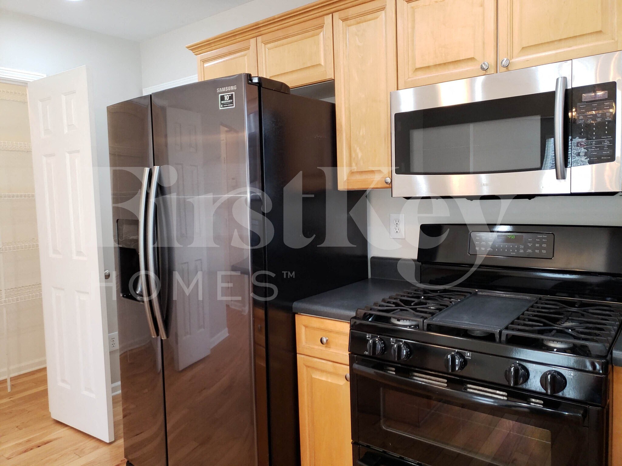 Building Photo - 6632 Courtland St