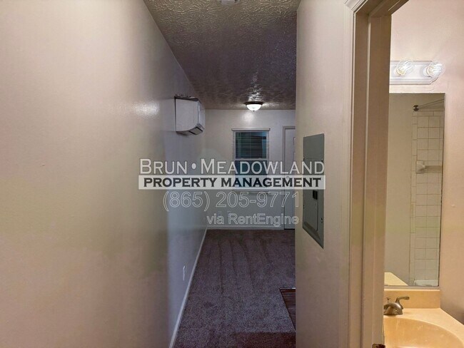Building Photo - 5525 Jacksboro Pike