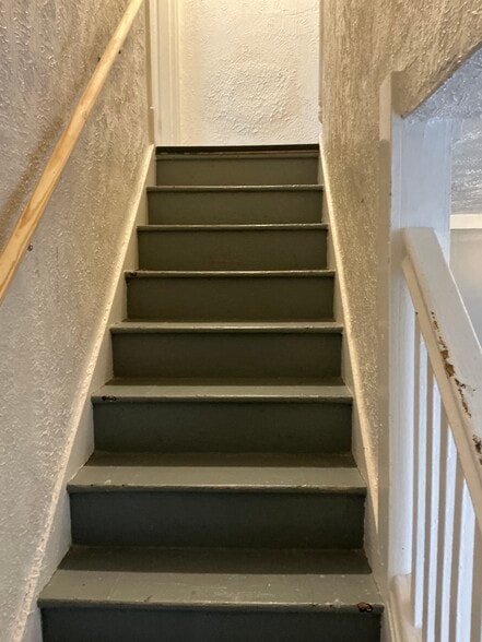 Building Photo - 1522 N E St