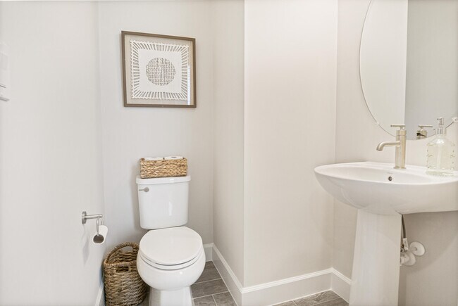 Building Photo - 1862 Tarni Way