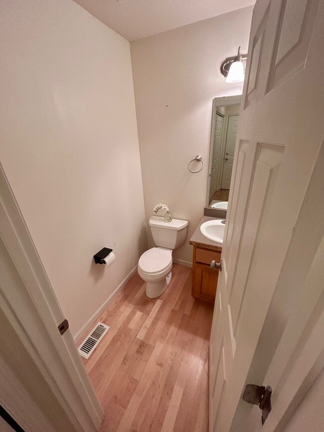 Building Photo - 1005 Sheep Herder Ln