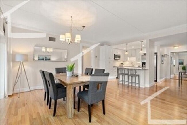 Building Photo - Coolidge Corner Location, High-End Finishe...