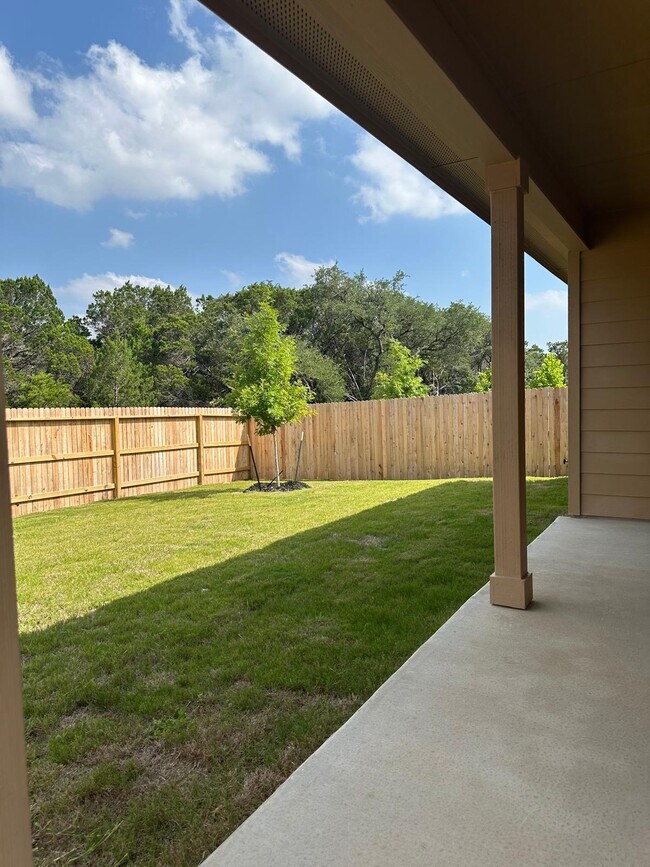 Building Photo - 21150 Boulder Flts