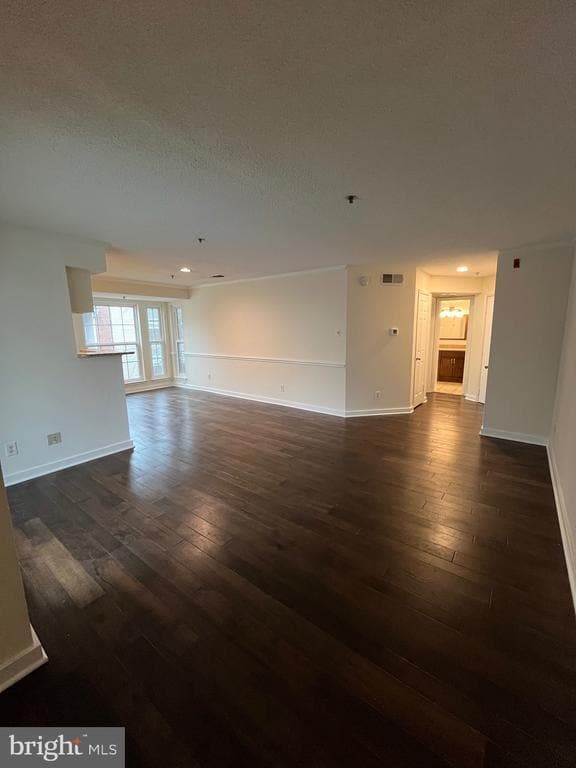 Building Photo - 1524 Lincoln Way