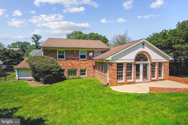 Building Photo - 6302 Orchid Dr