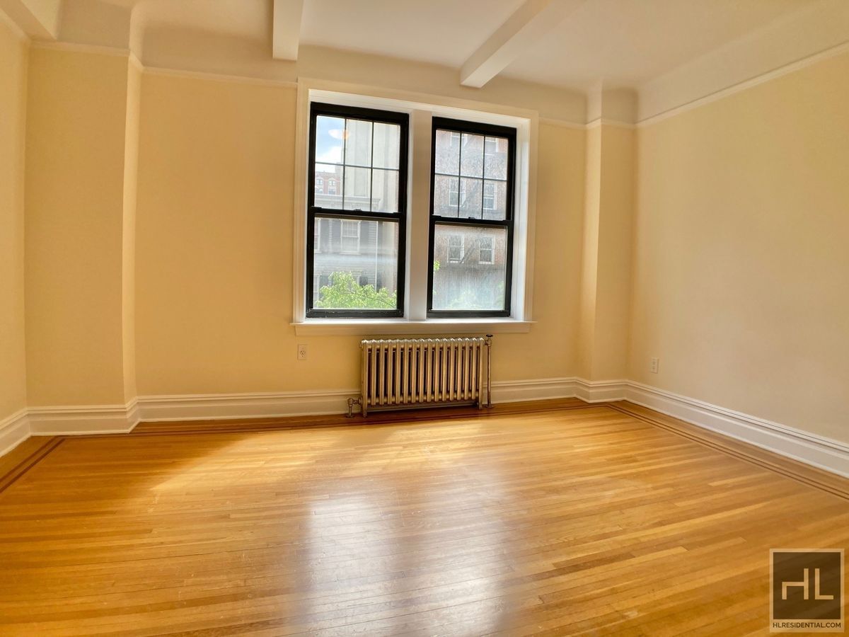 Building Photo - EAST 92 STREET