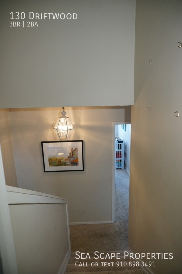 Building Photo - 130 Driftwood-