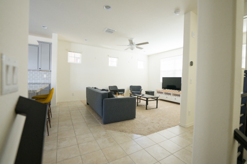 Building Photo - 1218 S Sunset Dr