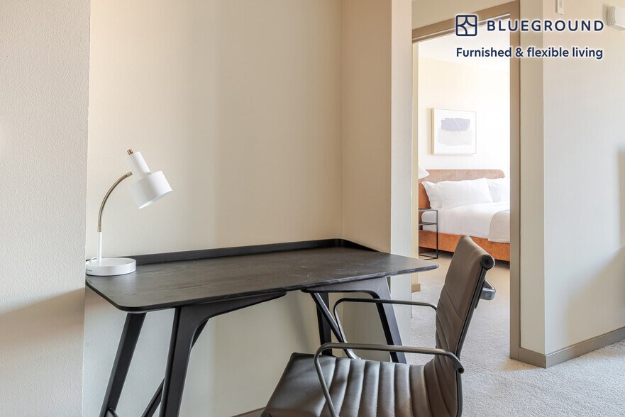 Building Photo - 7001 Sunne Ln