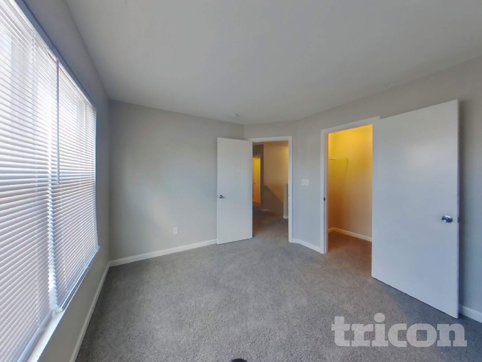 Building Photo - 10249 Cadogan Dr