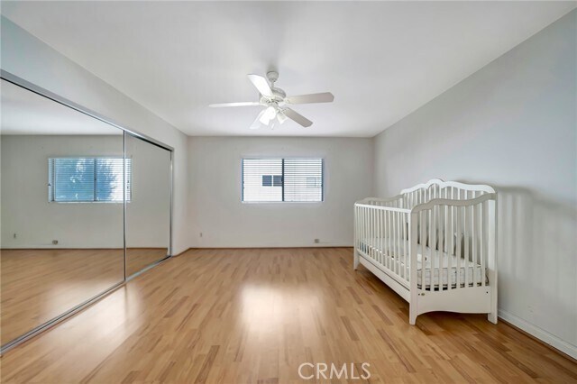 Building Photo - 5315 Zelzah Ave