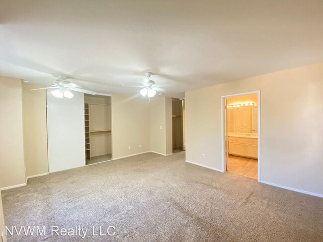 Building Photo - 3 br, 2.5 bath House - 5266 Souvenir Lane