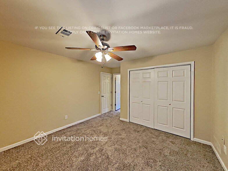 Building Photo - 4059 Oak Ferry Dr NE