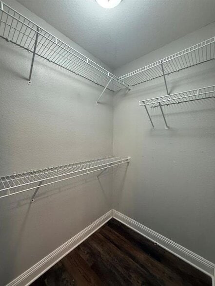 Building Photo - 107 Highland Ave