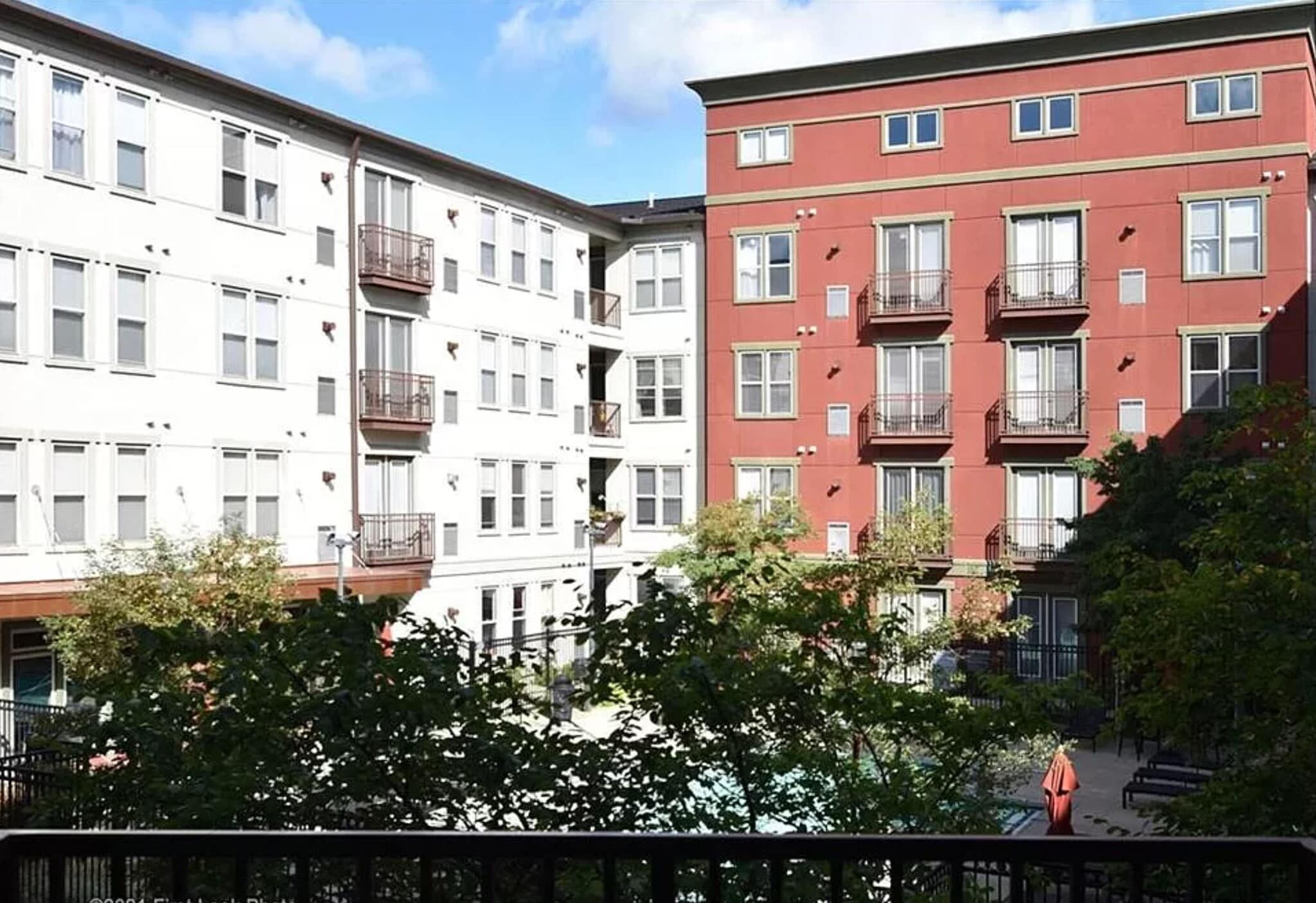 Building Photo - 1000 Providence Plz