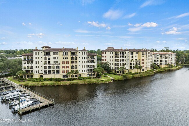 Building Photo - 3958 Baymeadows Rd
