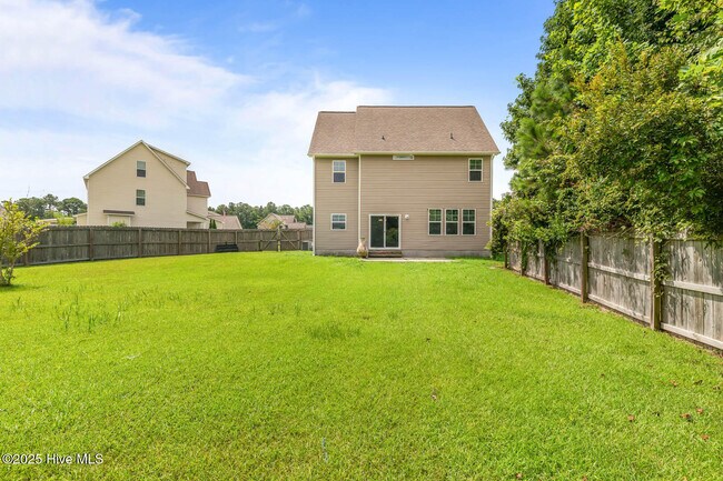 Building Photo - 106 Shallow Ct