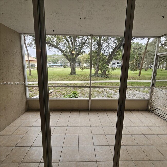 Building Photo - 3070 NW 48th Terrace