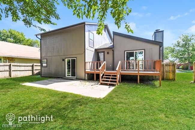 Building Photo - 3 br, 2.5 bath House - 3352 S 138th E Ave ...