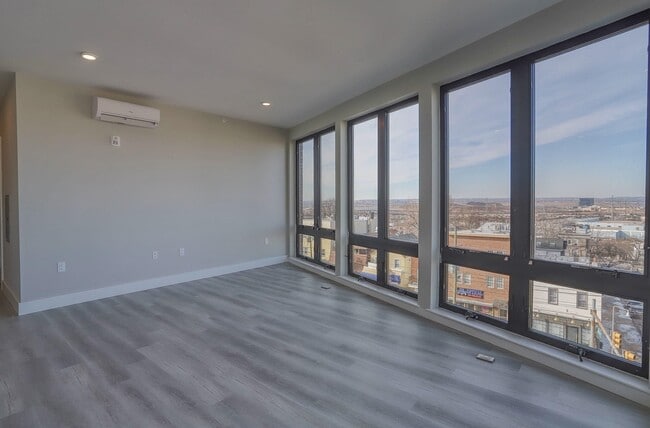 Building Photo - 3516 John F. Kennedy Blvd