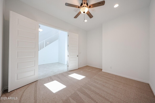 Building Photo - 25110 N 75th Ln