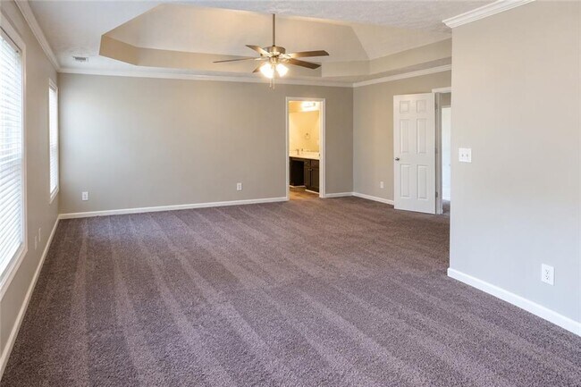 Building Photo - 190 Wilhelmina Dr