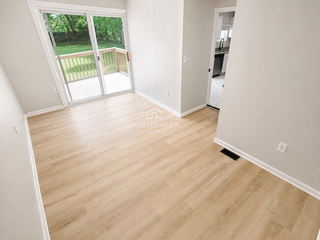 Building Photo - 931 Crestline Dr