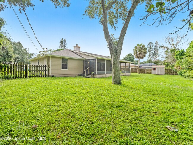 Building Photo - 3725 Laurette Rd