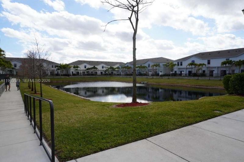 Building Photo - 385 NW 9th St