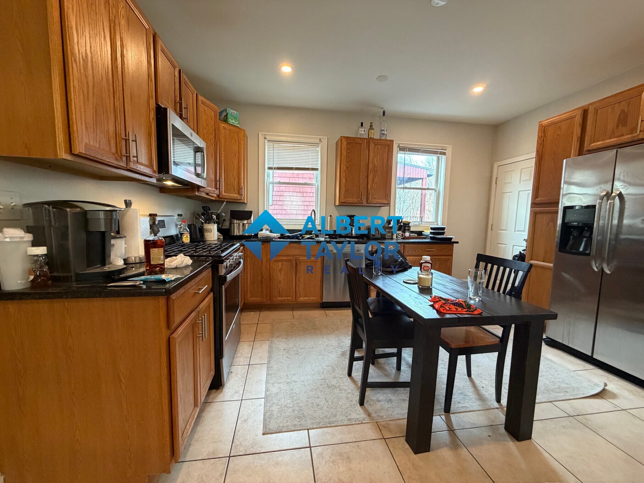 Building Photo - 226 Calumet St