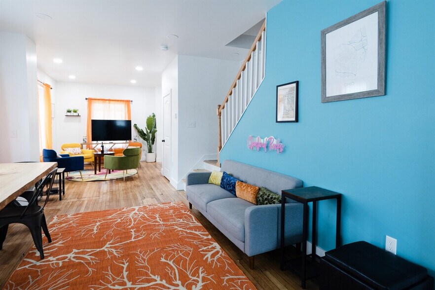 Building Photo - 10628 Lee Ave