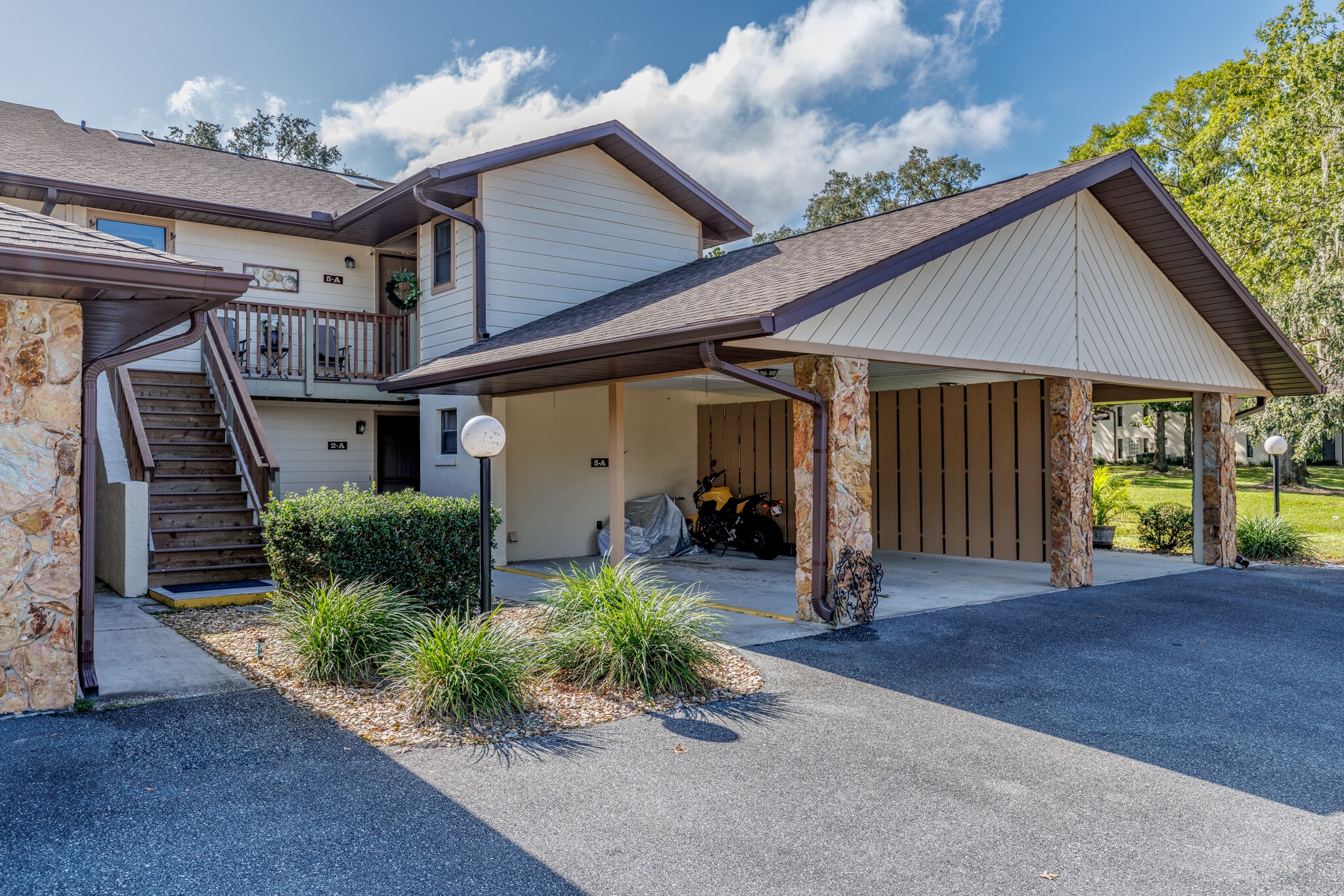 Building Photo - 340 E Glassboro Ct