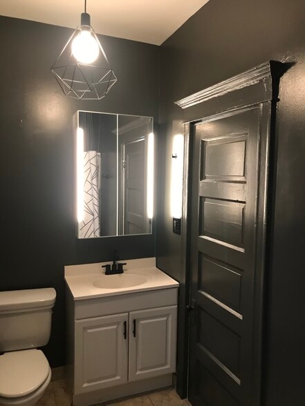 Bathroom vanity with medicine cabinet - 3489 N Elston Ave