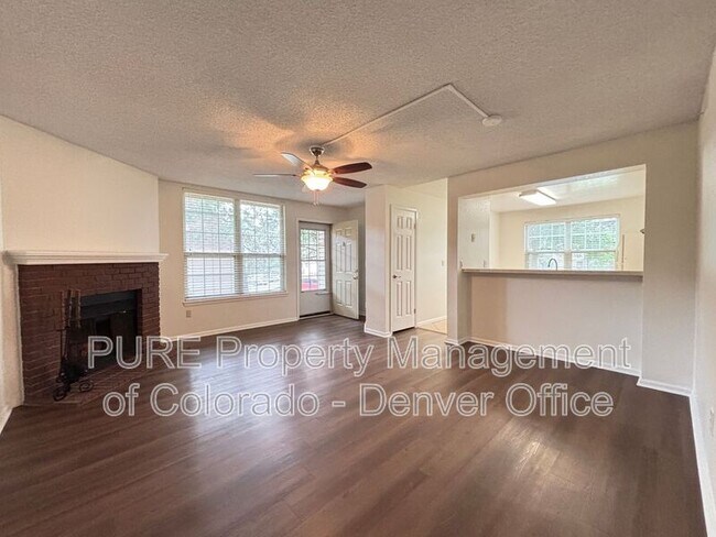 Building Photo - 965 S Miller St