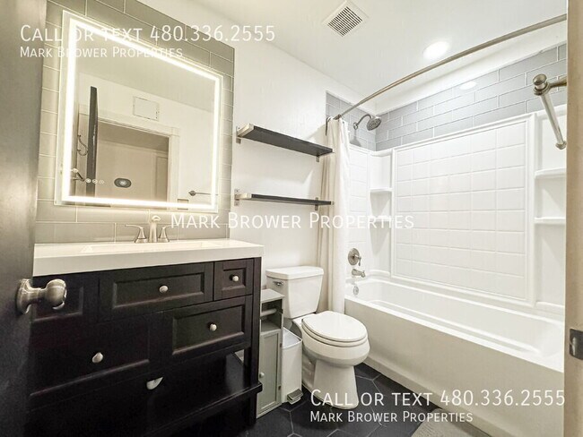 Building Photo - 14027 N Hampstead Dr