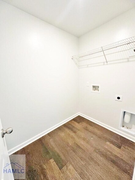 Building Photo - 163 Hogan Dr